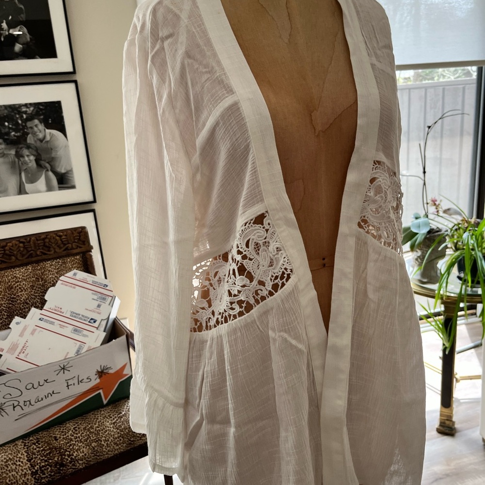 White wrap or cover up.  Gauze.  Size M. Beautiful back